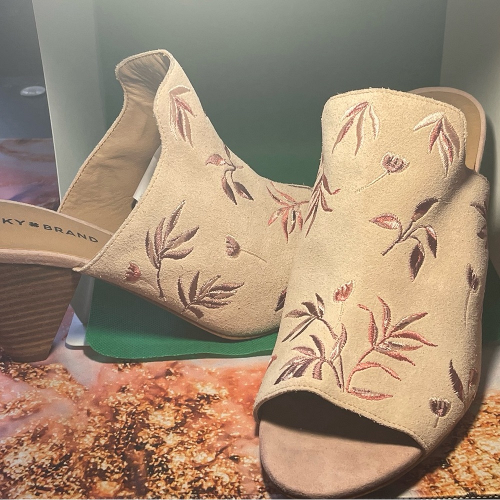 Lucky Brand heels